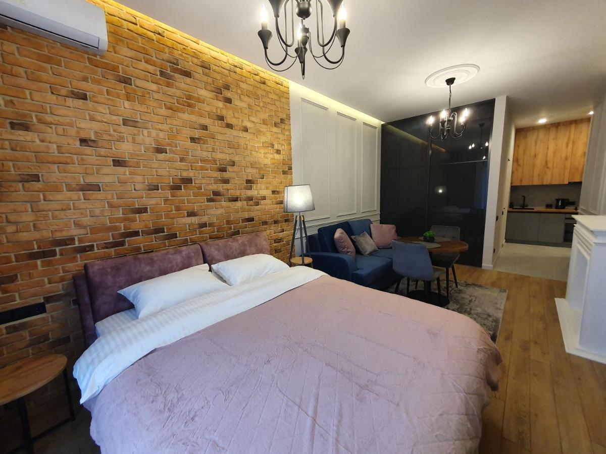 Design Studio In The Center Of Kyiv Residential Complex "Yaroslavov Grad" エクステリア 写真